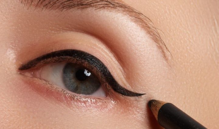 Describe Your Eyes with a Liner