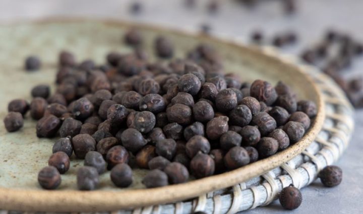 Black Chickpeas
