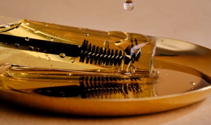 Olive oil for Eyelashes Growth