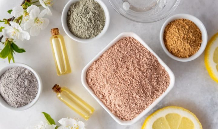 Bentonite Clay and Apple Cider Vinegar for Cellulite