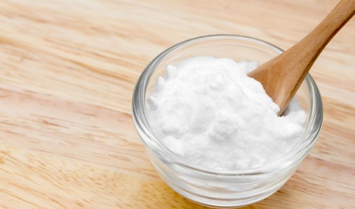 Castor oil and Baking Soda for Moles