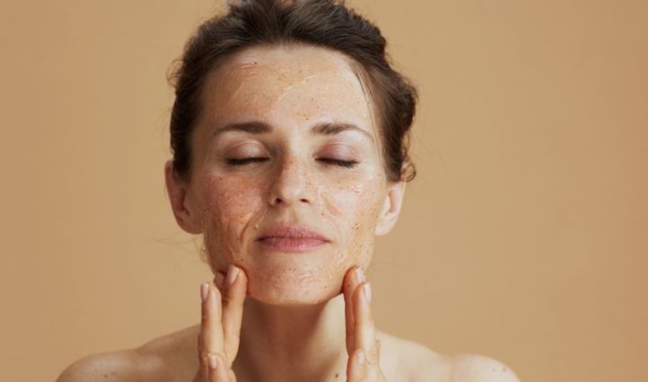 Face Scrub for Dry Skin