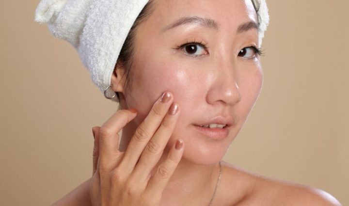 Helps Brighten the Face