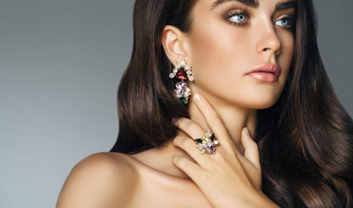 Why Brass Jewelry Turn Skin Green? How To Avoid It