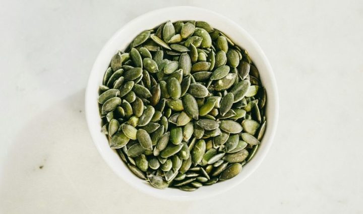 Whole And Shelled Pumpkin Seeds