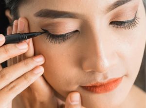 How to Apply Eyeliner for Hooded Eyes Pro Tips That Work