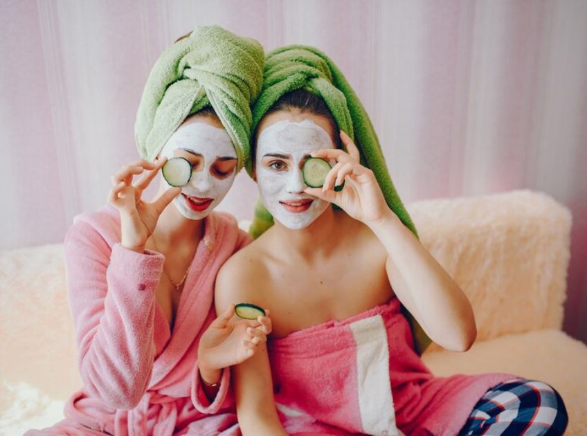 DIY Eye Mask Recipes for Dark Circles, Puffiness & Wrinkles 5 Powerful Remedies That Work