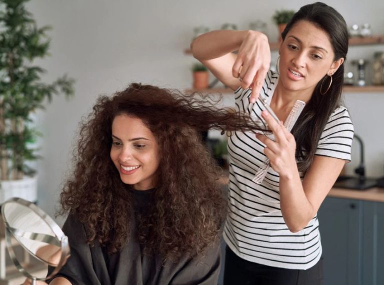 How to Cut 2B/2C Curls at Home: A Step-by-Step Guide for Wavy Hair