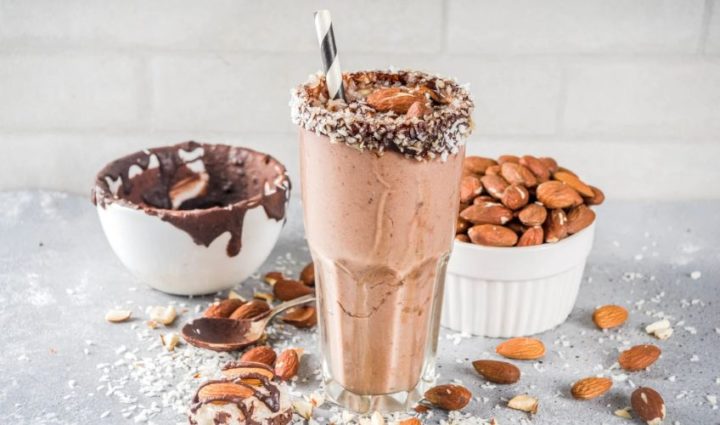 Chocolate Almond Smoothie