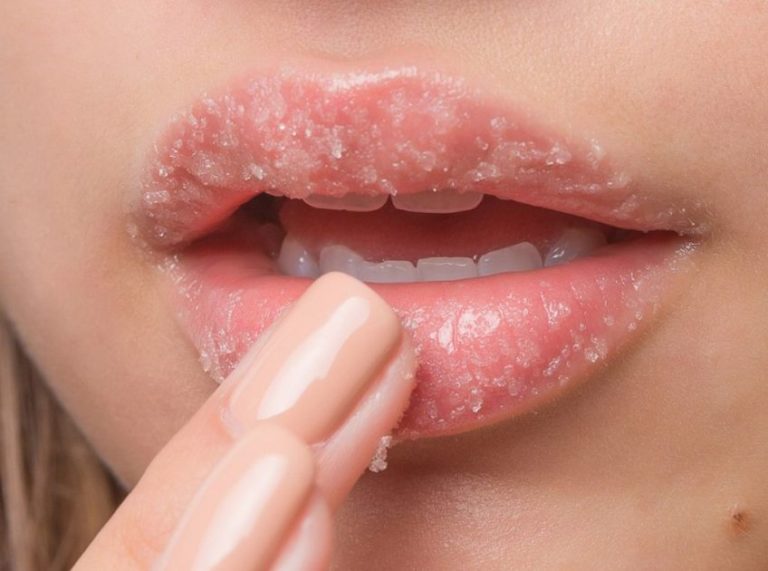 How to Make Lips Pink and Healthy: Natural Tips & Remedies That Work