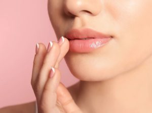 How to Get Pink Lips Naturally: Tips & Home Remedies