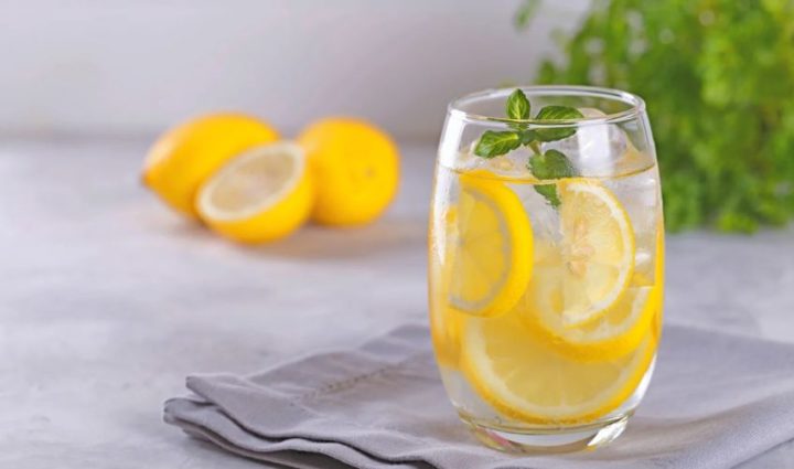 Lemon Water – Your Morning Liver Detox