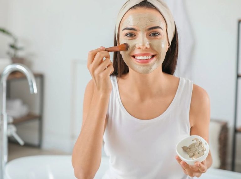 DIY Face Masks to Soothe Redness and Skin Irritation Naturally