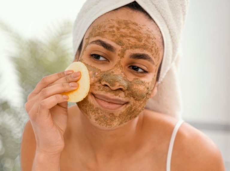 5 Best Homemade Scrubs to Brighten Dark Spots Naturally