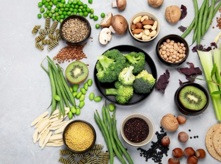 15 Best Plant-Based Iron-Rich Foods to Boost Your Energy and Health Naturally