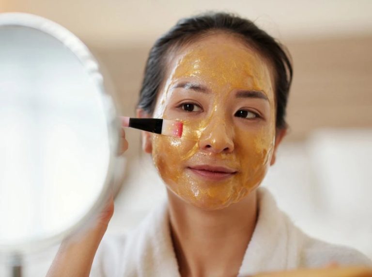 Homemade Honey Face Masks for All Skin Types: Natural Skincare That Works
