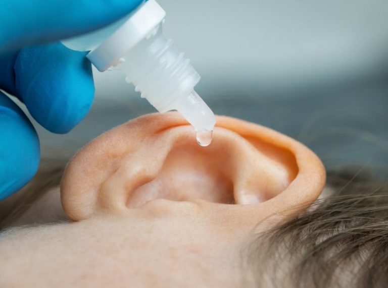 7 Natural Ways to Unblock Clogged Ears Safely at Home