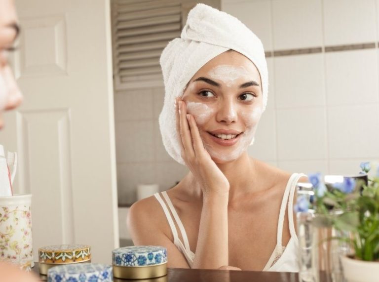 Homemade Face Cream for Sensitive Skin: Benefits & DIY Recipes
