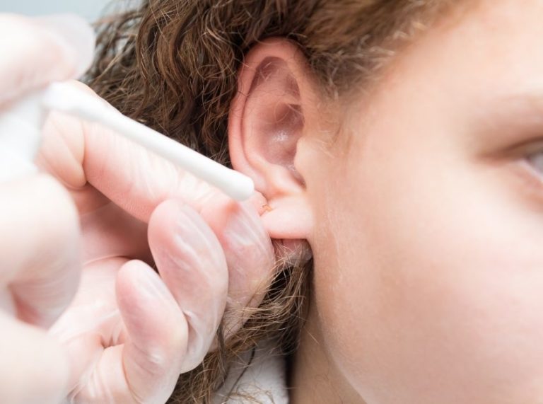 How to Clean an Ear Piercing: 10 Expert-Approved Tips for Safe and Speedy Healing
