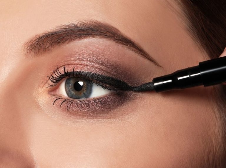 The Invisible Eyeliner Hack That Changes Your Whole Face
